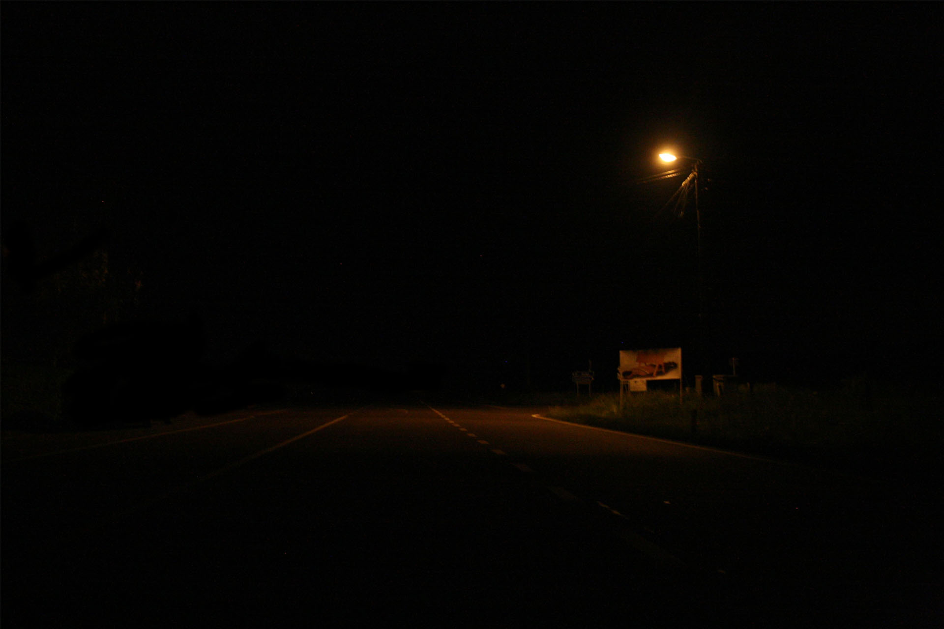 panneau par nuit noire